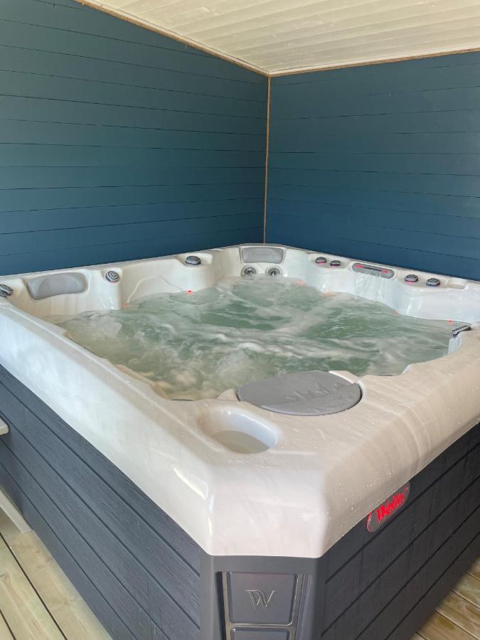 Villa Trzy Rybki - Belona Dom Z Basenem I Jacuzzi à Puck Extérieur photo